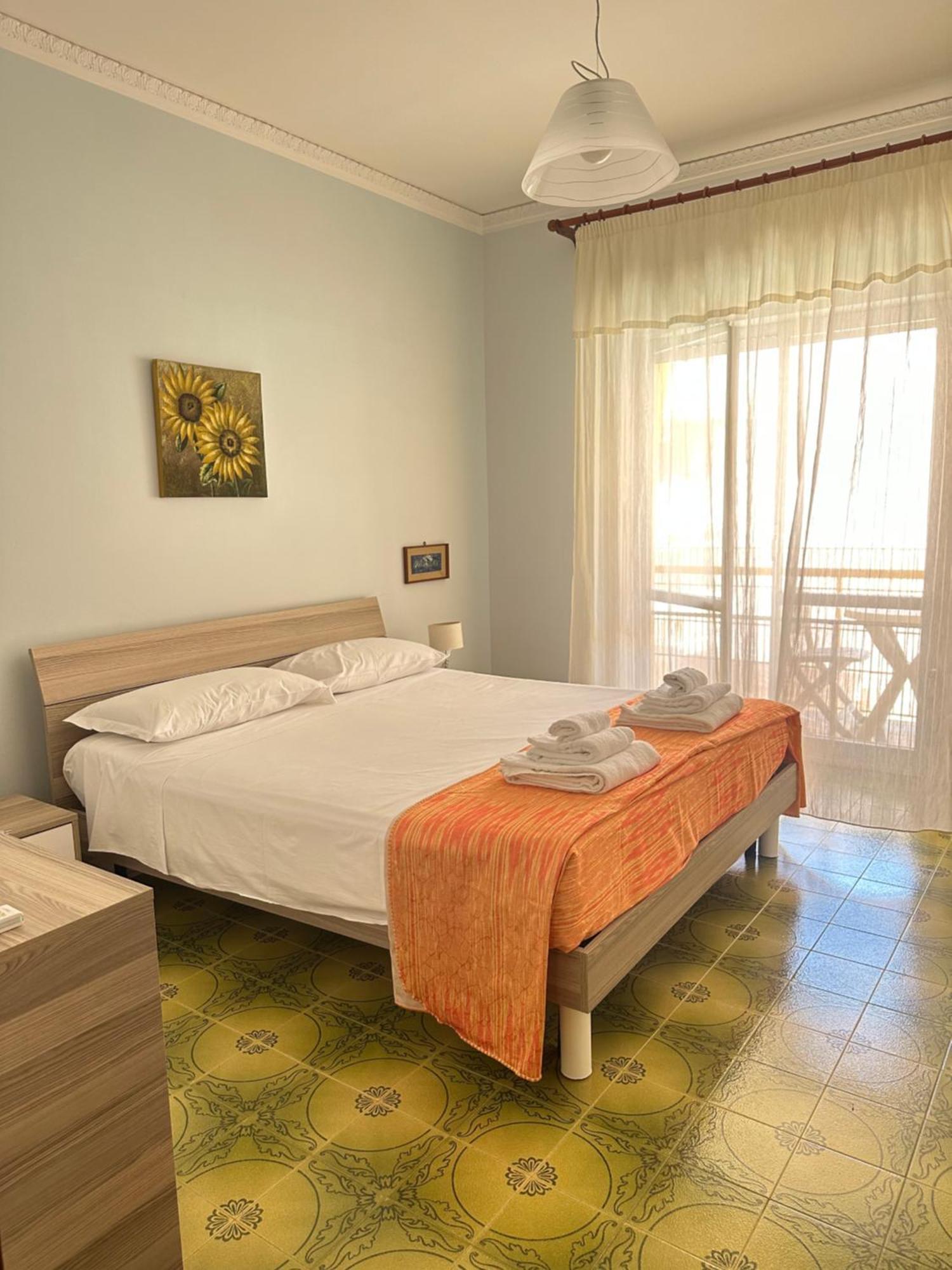 Yellow House Cefalu Ngoại thất bức ảnh